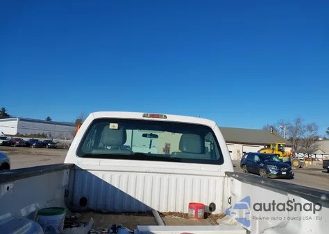 2015 Ford F-250 Xl from USA, damaged, VIN 1FTBF2B67FEB25626